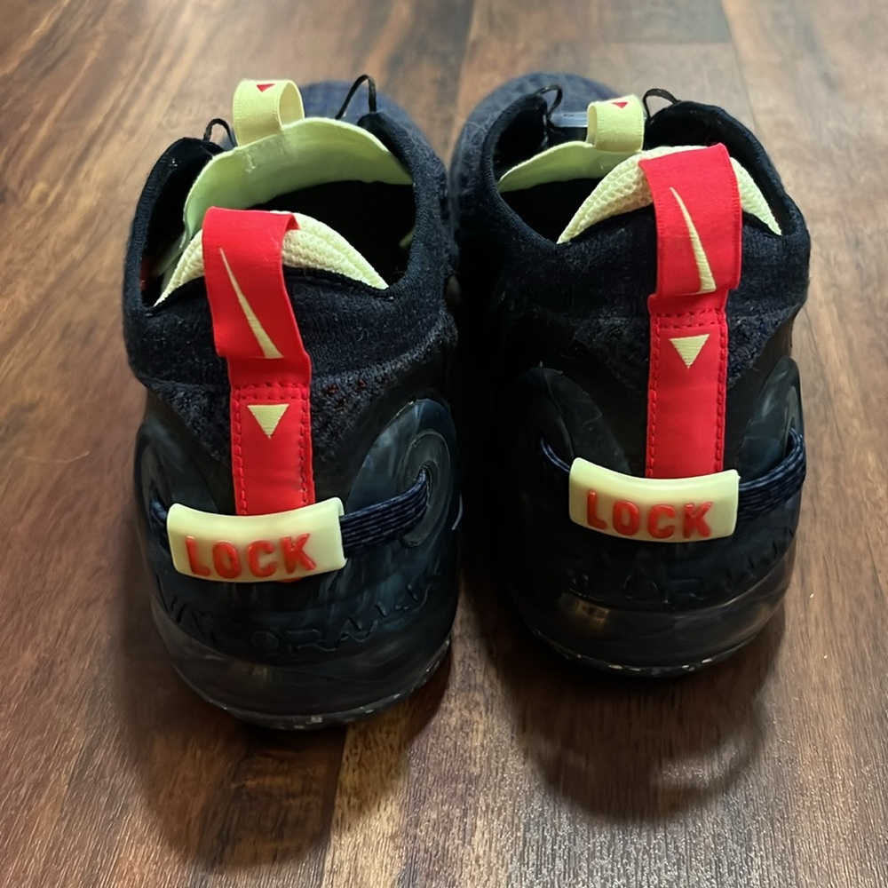 Nike 2020 Vapormax Flyknit - Picture 4 of 5